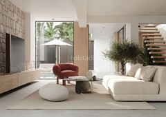 Casa impresionante villa sobre plano lista para finales de 2022, situada en una ubicación privilegiada en nueva andalucía, es un sueño de los diseñadores y una casa perfecta para una familia. en Marbella