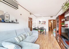 Piso apartamento con terraza en Vila de Gràcia en Barcelona