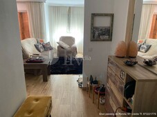 Piso con 4 habitaciones con ascensor y calefacción en Lleida