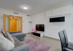 Piso se vende elegante apartamento exterior de 3 dormitorios con terraza en Valencia