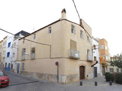 Adosada en Venta en Alcanar Tarragona