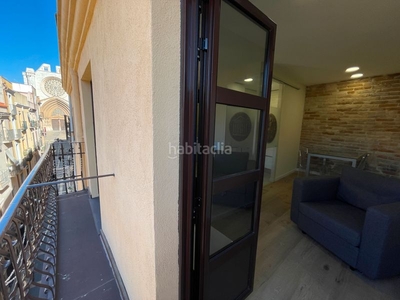 Alquiler piso en carrer major 33 piso amueblado con ascensor, calefacción y aire acondicionado en Tarragona