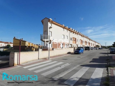 Chalet en venta en Carretera de Torremormojón