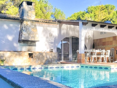 Venta de casa con piscina y terraza en Les Meravelles (Palma de Mallorca)