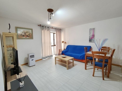 Alquiler de piso en San Roque-Concordia-Adoratrices de 3 habitaciones con muebles y calefacción