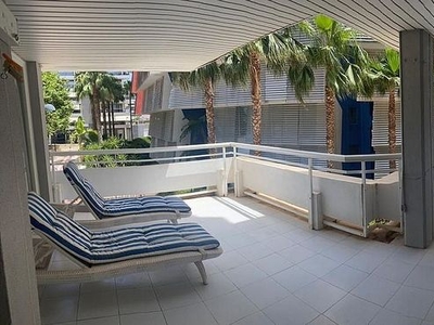 Alquiler de piso en Santa Eulalia del Río de 3 habitaciones con terraza y piscina