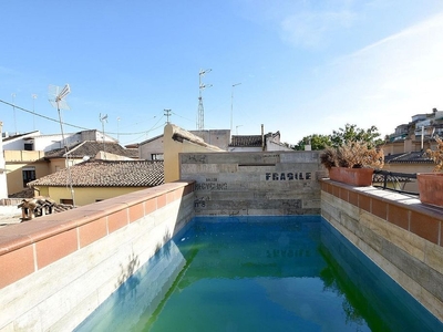 Ático en venta en San Matías - Realejo de 3 habitaciones con terraza y piscina