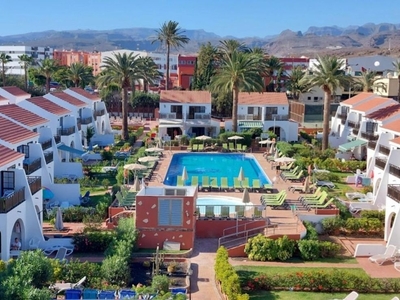 Dúplex en venta en avenida De Gran Canaria de 2 habitaciones con terraza y piscina