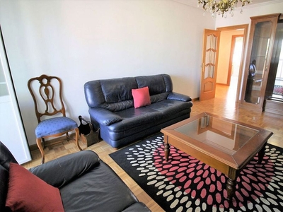 Piso en venta en Adurtza - Aretxabaleta de 3 habitaciones con terraza y garaje