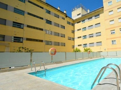 Piso en venta en Ciudad Monumental de 3 habitaciones con terraza y piscina