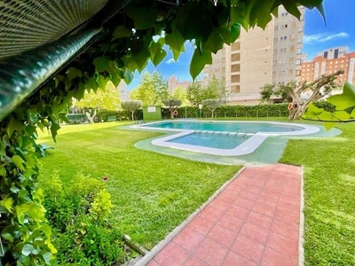 Piso en venta en Pueblo Levante de 1 habitación con terraza y piscina