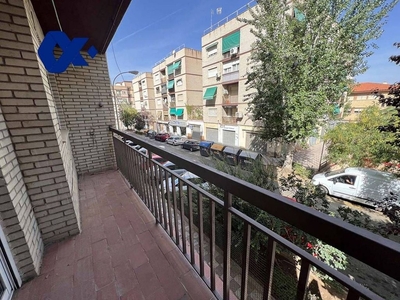 Venta de piso en calle José María Garrido Lopera de 3 habitaciones con balcón y calefacción