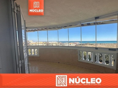 Venta de piso en Torrelamata - La Mata de 2 habitaciones con terraza y piscina