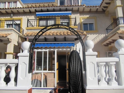 Adosado en venta en Punta Prima, Orihuela, Alicante