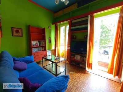 Alquiler de piso amueblado de 3 dormitorios en Esteiro, Ferrol