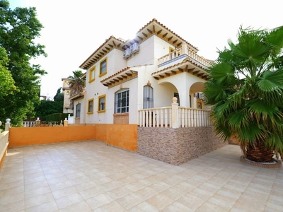 Casa en venta en Cabo Roig, Orihuela, Alicante