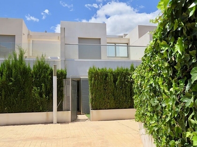 Pareado en venta en Punta Prima, Torrevieja, Alicante