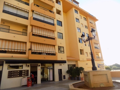 Piso en venta en San Pedro de Alcantara, Marbella, Málaga