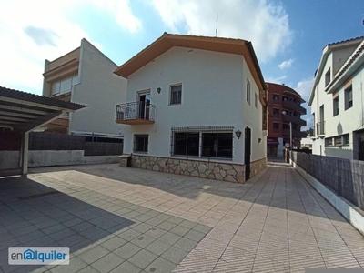 Alquiler casa terraza Sant Quinti de Mediona