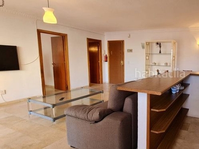 Alquiler piso alquiler 1ª línea fueng lateral mar. 1 dormitorio. aparcamiento comunitario. bonitas vistas. amplio en Fuengirola
