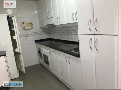 Alquiler piso con 2 baños Vidal - barrio blanco