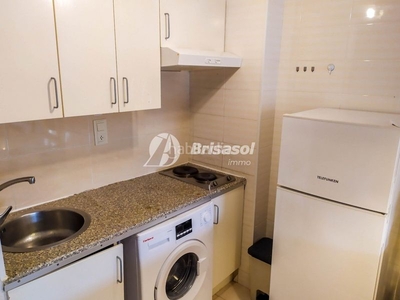 Apartamento - apartamento con piscina cerca de la playa en Salou