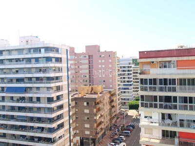 Apartamento atico en zona centro de san antonio con amplia terraza. en Cullera