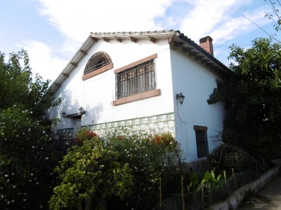 Casa con terreno en Castellón de la Plana