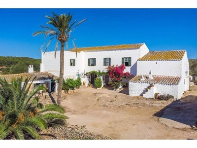 Casa con terreno en Ciutadella de Menorca