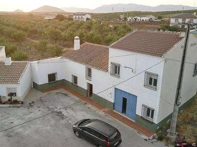 Casa con terreno en Oria