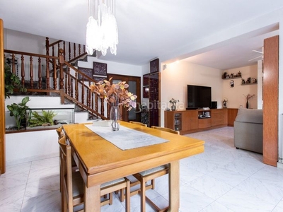 Casa espectacular casa de 5 habitaciones mas despacho en Cervelló