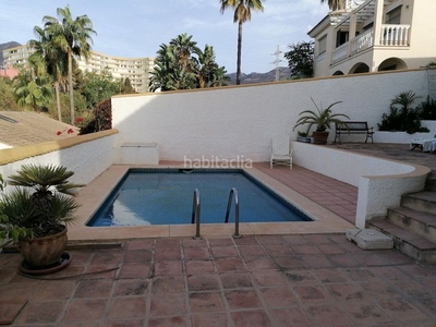 Chalet con 3 habitaciones con parking y piscina en Fuengirola