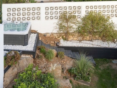 Chalet con 4 habitaciones con parking y piscina en Fuengirola