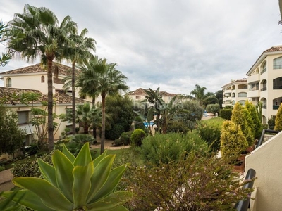 Piso amplio apartamento en bahía en bahía de Marbella Marbella