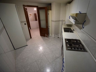 Piso con 3 habitaciones con ascensor, calefacción y aire acondicionado en Fuenlabrada