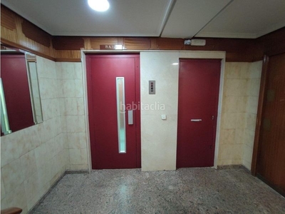 Piso en venta en calle jose de cadalso, 8º, 28044, () en Madrid