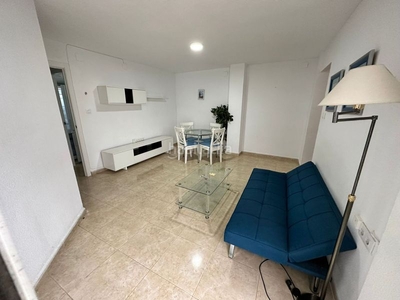 Piso en venta en ctra. carmona, 2 dormitorios. en Sevilla