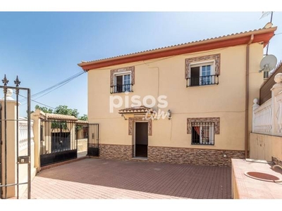 Casa en venta en Calle de la Alcazaba