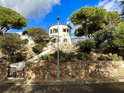 Casa en venta en Carrer de l'Ebre, 41