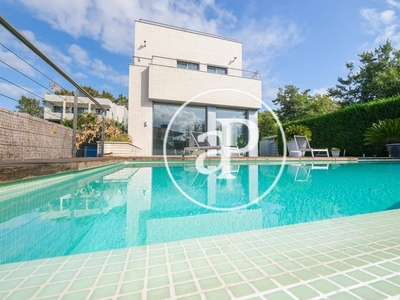 Chalet en venta en Mira-Sol, Sant Cugat del Vallès, Barcelona