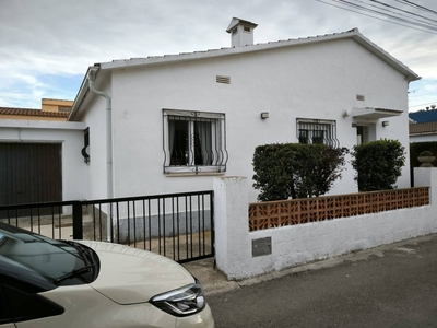 Alquiler de casa con terraza en Vinaròs