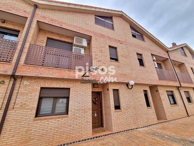 Casa adosada en venta en Calle del Moncayo