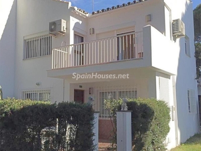 Casa en venta en Estepona