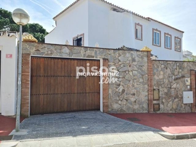 Chalet en venta en Calahonda