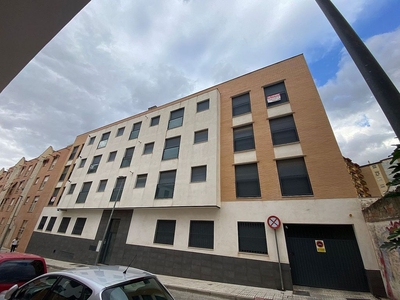 Dúplex en venta en Linares de 3 habitaciones con terraza y garaje