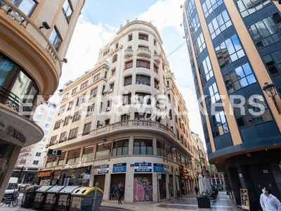 Piso en venta en Carrer de Moratín