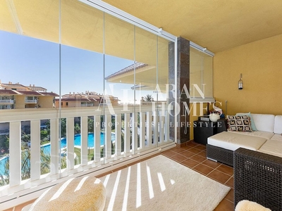 Piso en venta en El Higuerón de 3 habitaciones con terraza y piscina