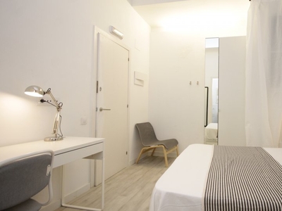 Se alquilan habitaciones en un apartamento de 6 dormitorios, Eixample Dreta