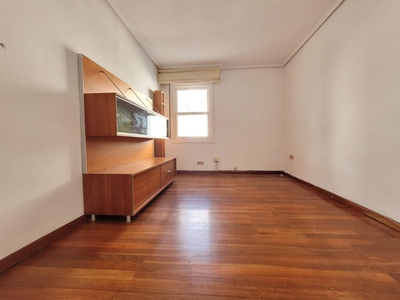 Venta de piso en Ametzola (Bilbao)