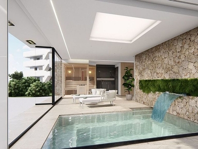 Venta de piso en Urbanizaciones de 3 habitaciones con terraza y piscina